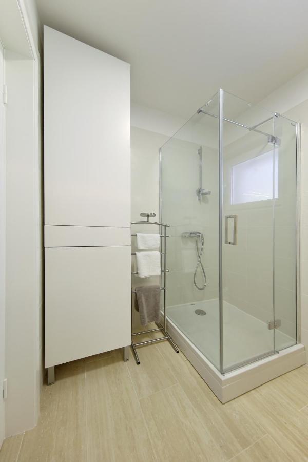 Valadar Apartments Привлака Екстериор снимка
