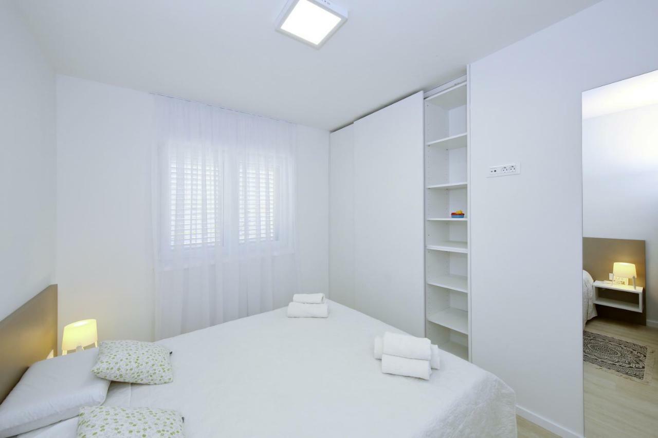 Valadar Apartments Привлака Екстериор снимка